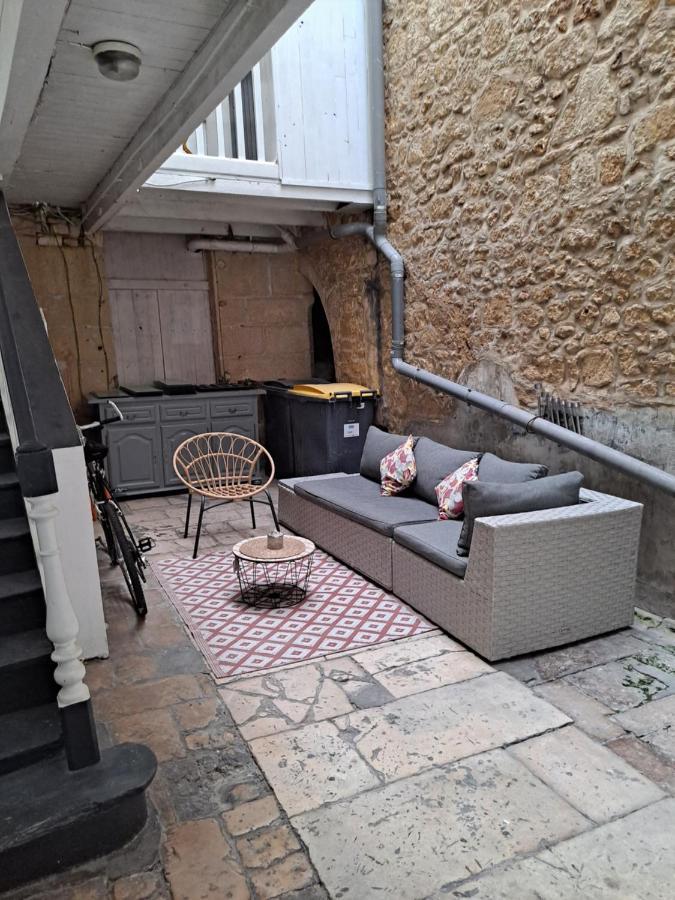 Studio Renove Et Patio Pour Velo Apartment Rochefort  Exterior foto